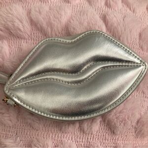 Silver Lip-Shaped Coin Purse
